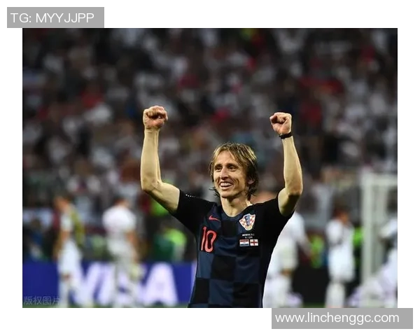 泽尼特与图兵工厂激战正酣比分悬念引发球迷热议 泽尼特与图兵工厂激战正酣比分悬念引发球迷热议