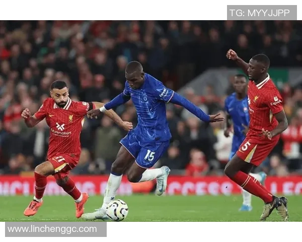 2009年欧冠半决赛切尔西与巴萨的经典对决与争议判罚回顾